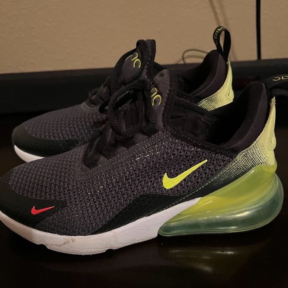 Nike Air Max 270 Black with Neon Yellow Accents